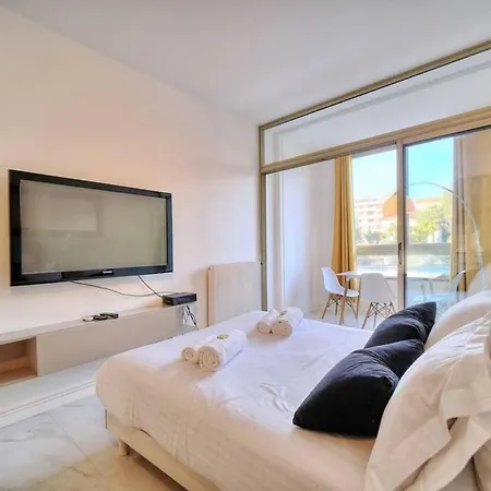 Moderne Et Lumineux Proche Plages A0b197 Cannes