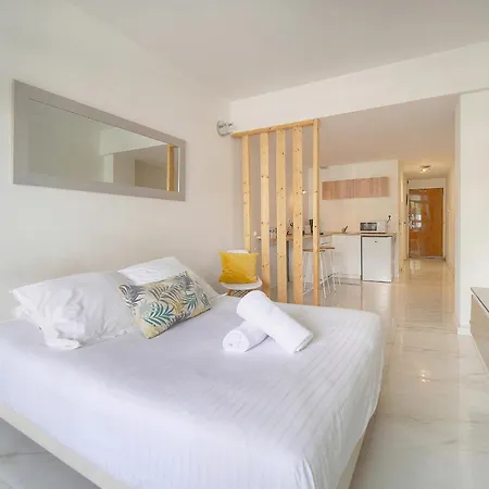 Moderne Et Lumineux Proche Plages A0b197 칸느