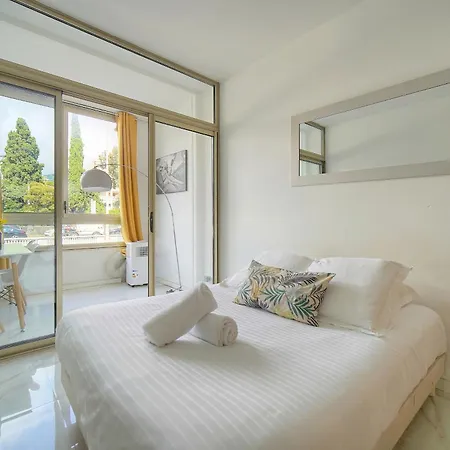 Moderne Et Lumineux Proche Plages A0b197 칸느