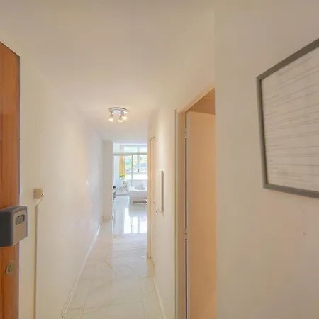 아파트 Moderne Et Lumineux Proche Plages A0b197 *